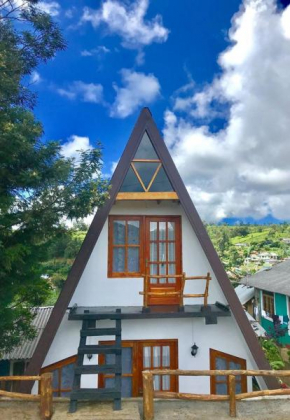 La Luna Cabins